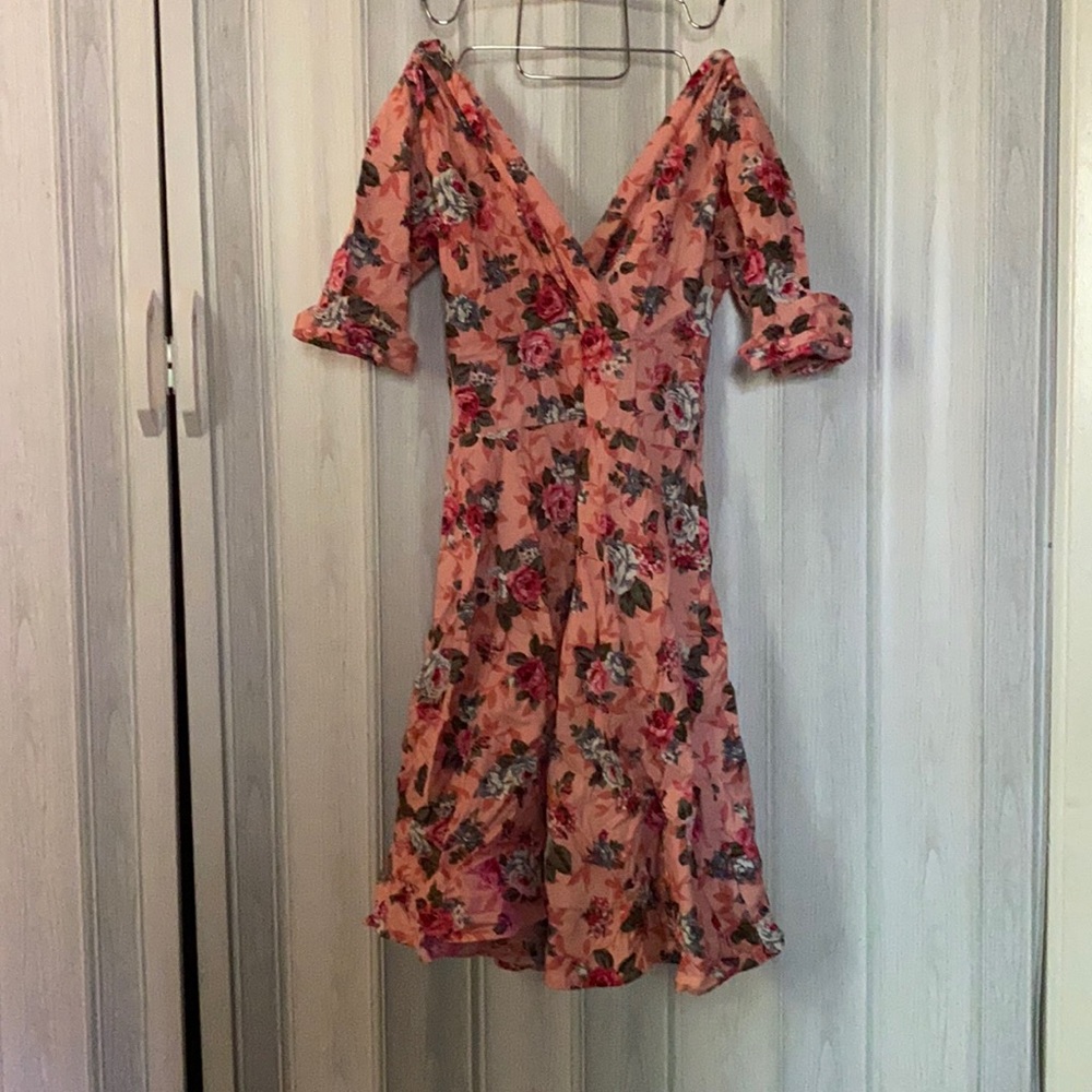 Gorgeous Pink Floral Vintage Style Dress